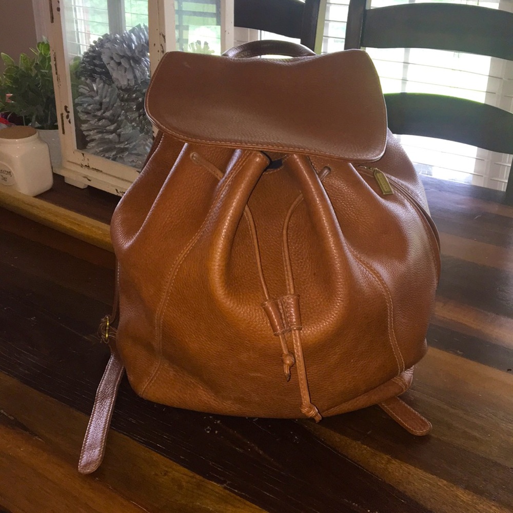 Coach Leather Backpack 🎒